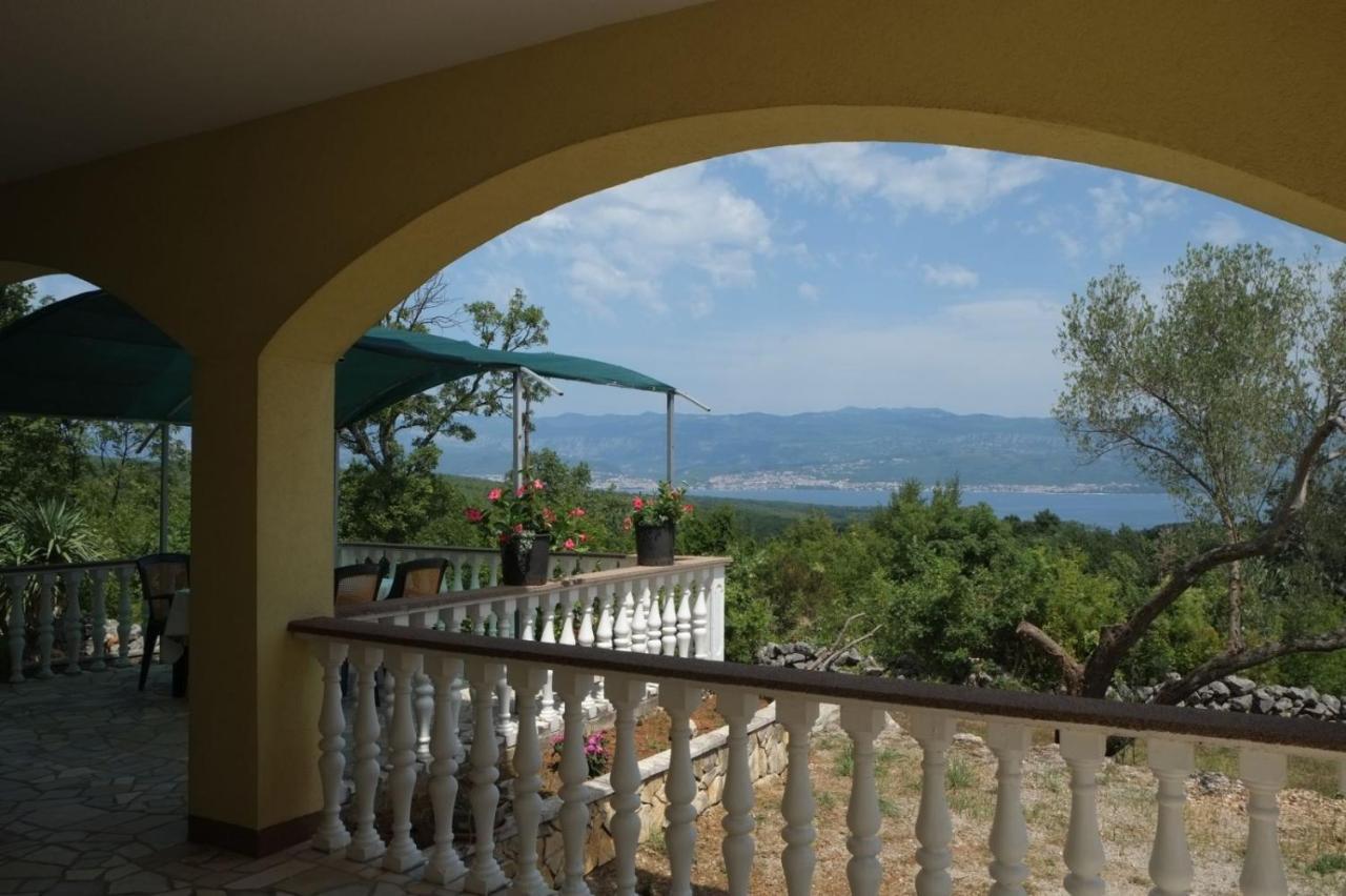 Hilltop Villa Risika Luaran gambar