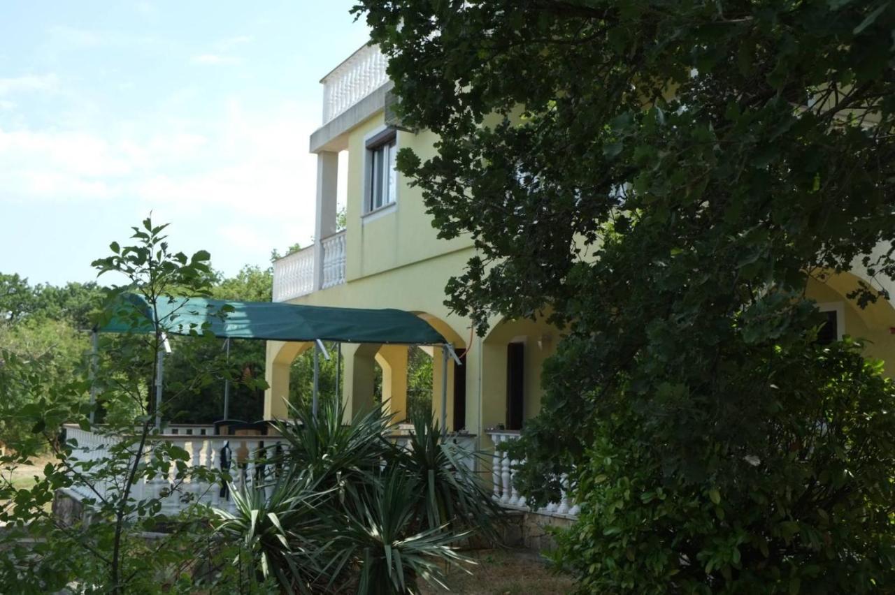 Hilltop Villa Risika Luaran gambar
